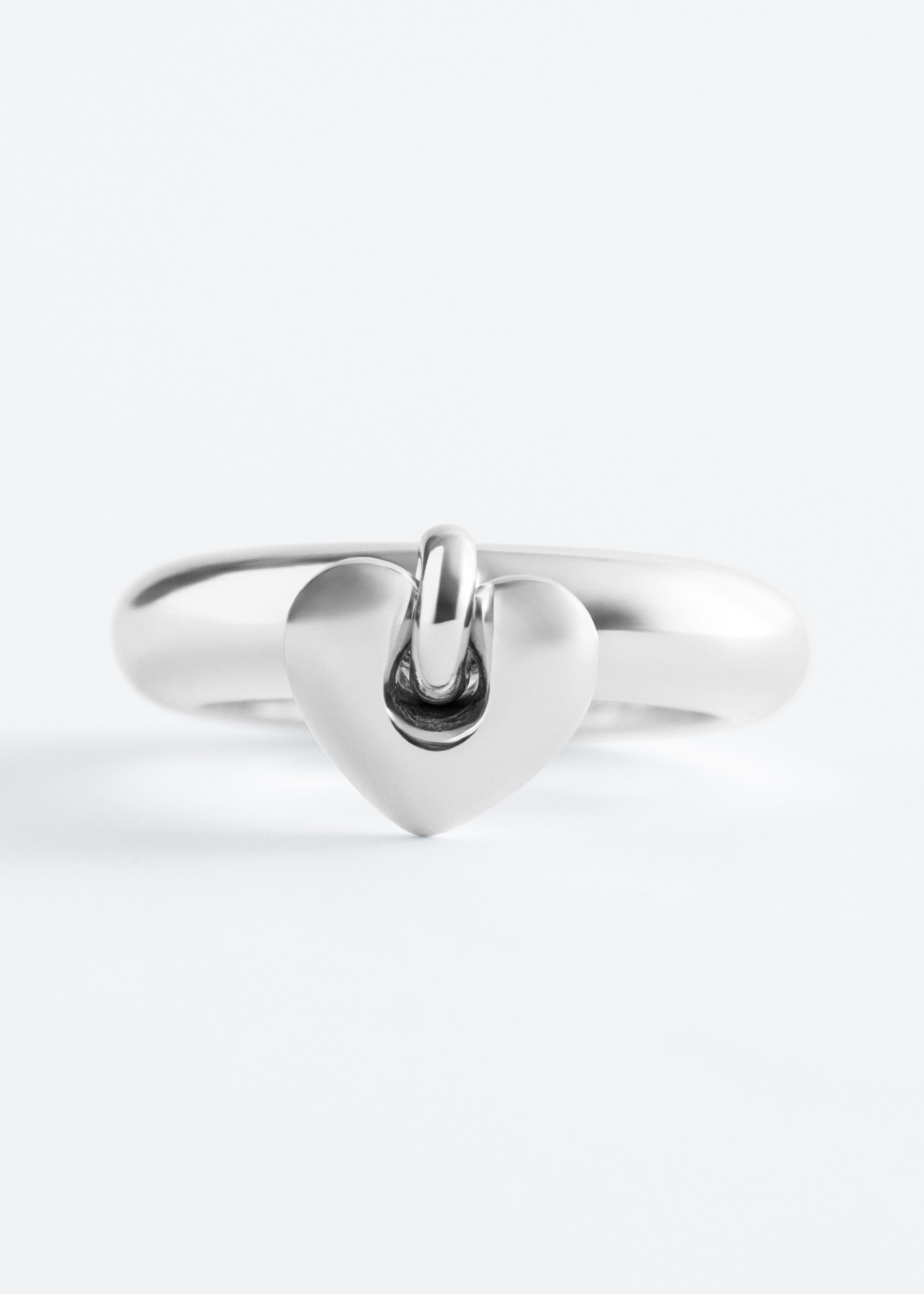 & Other Stories HEART PENDANT RING