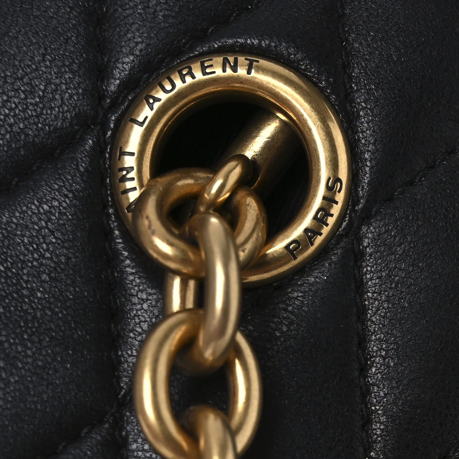 Lambskin Quilted Round Le Maillon Round Tassel Chain Crossbody Bag Black - Top Club