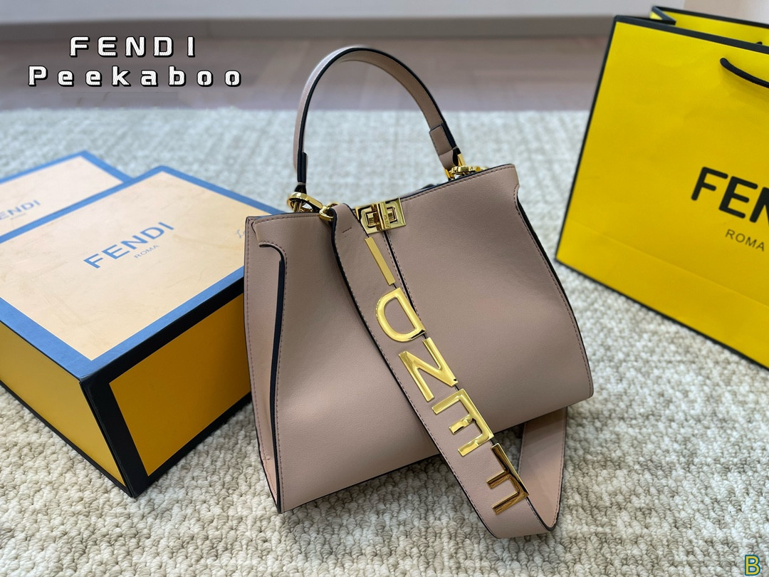 Fen Peekaboo new arrival tote bag size : 30*24 cm - Top Club