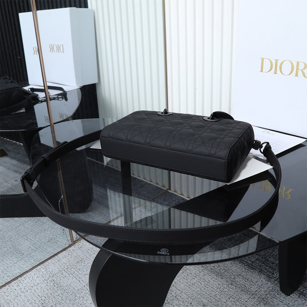 Dior Medium Lady D-Joy Bag(HIGH-END GRADE) - Top Club