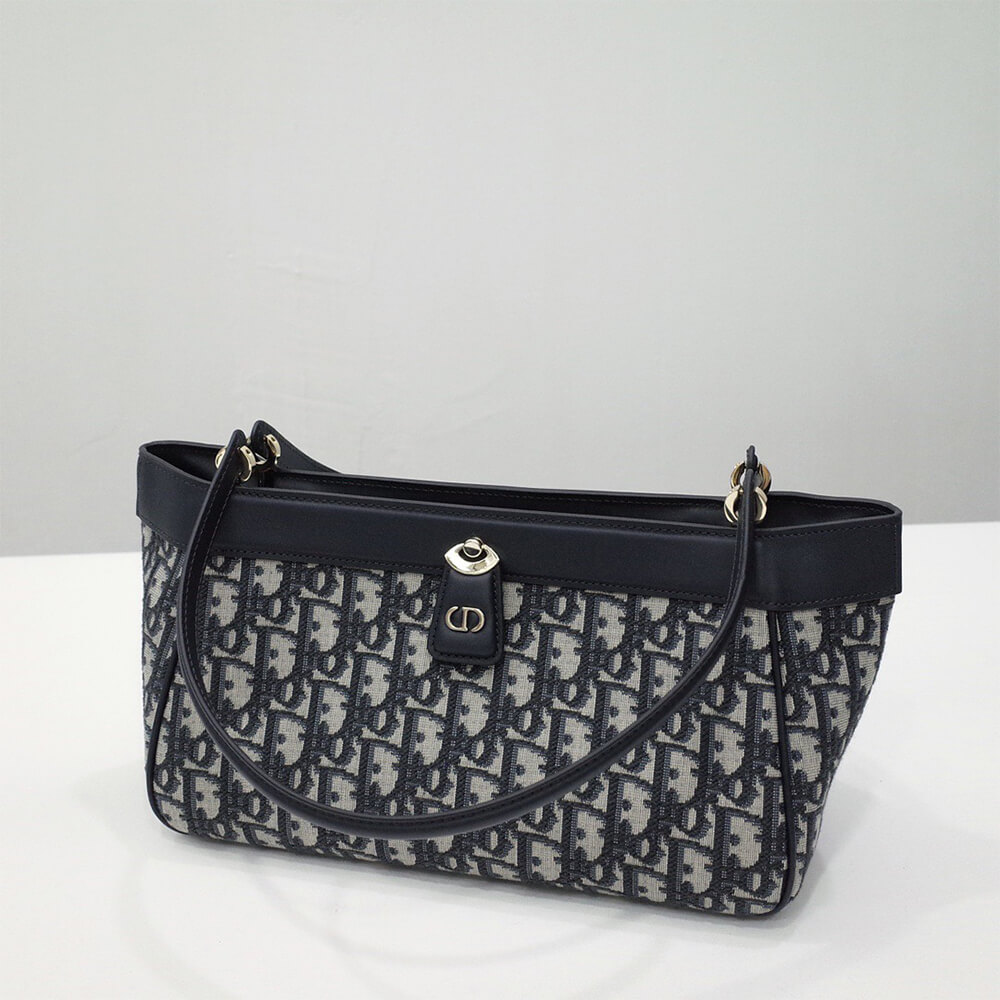 MEDIUM DIOR KEY BAG - Top Club