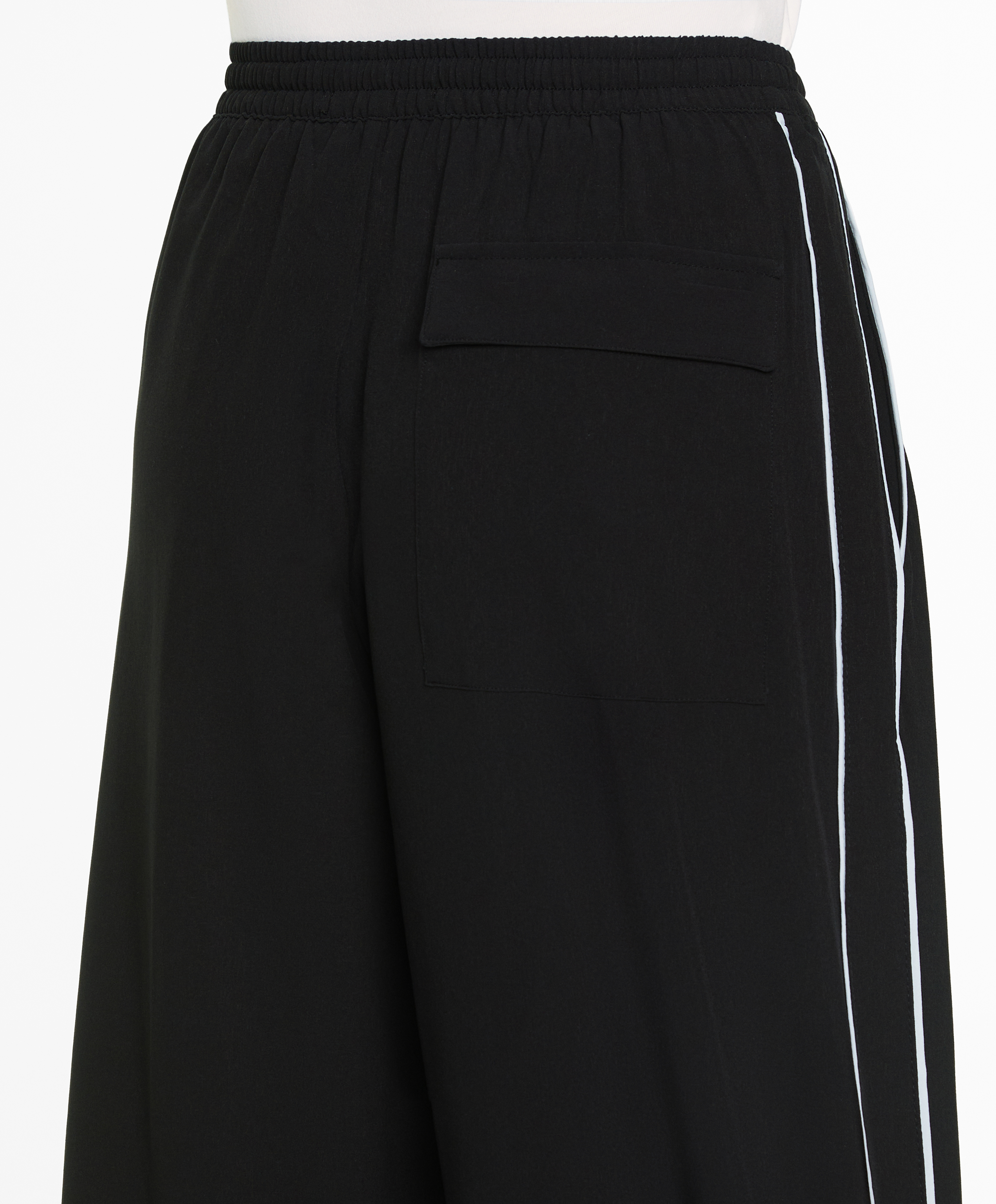 OYSHO Water-repellent straight-leg trousers
