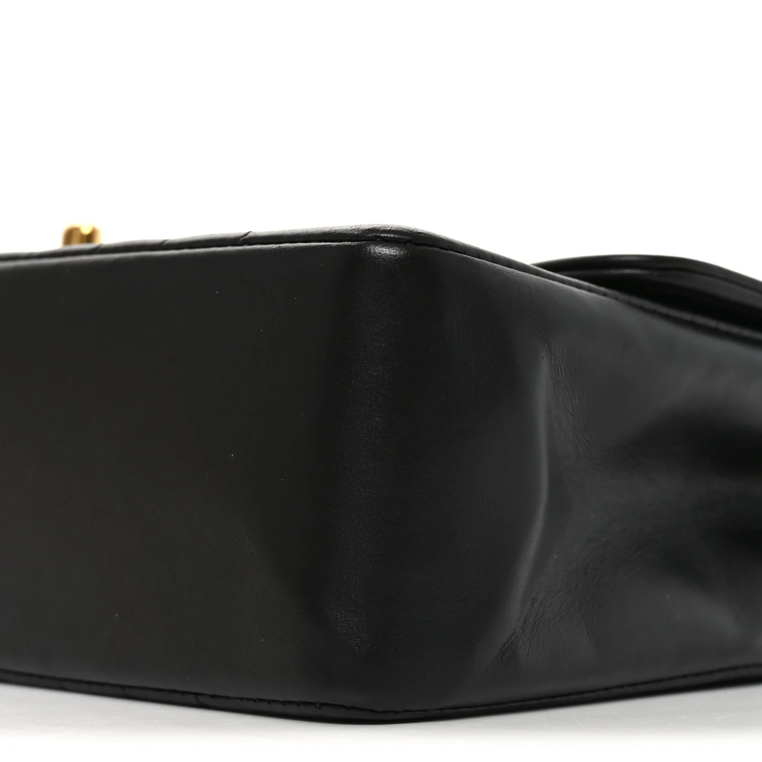 Lambskin Vertical Quilted Medium Single Flap Black - Top Club