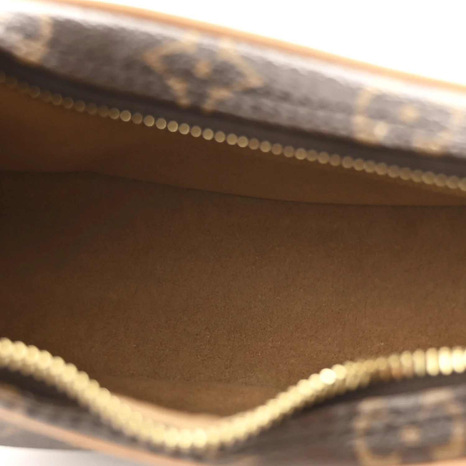 Monogram Loop - Top Club