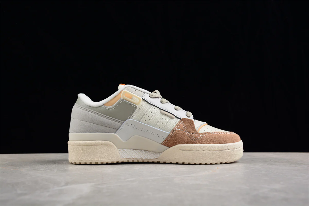 adidas Originals Forum Exhibit Low sneakers in Beige/Grey - Sneaker Replica Workshop