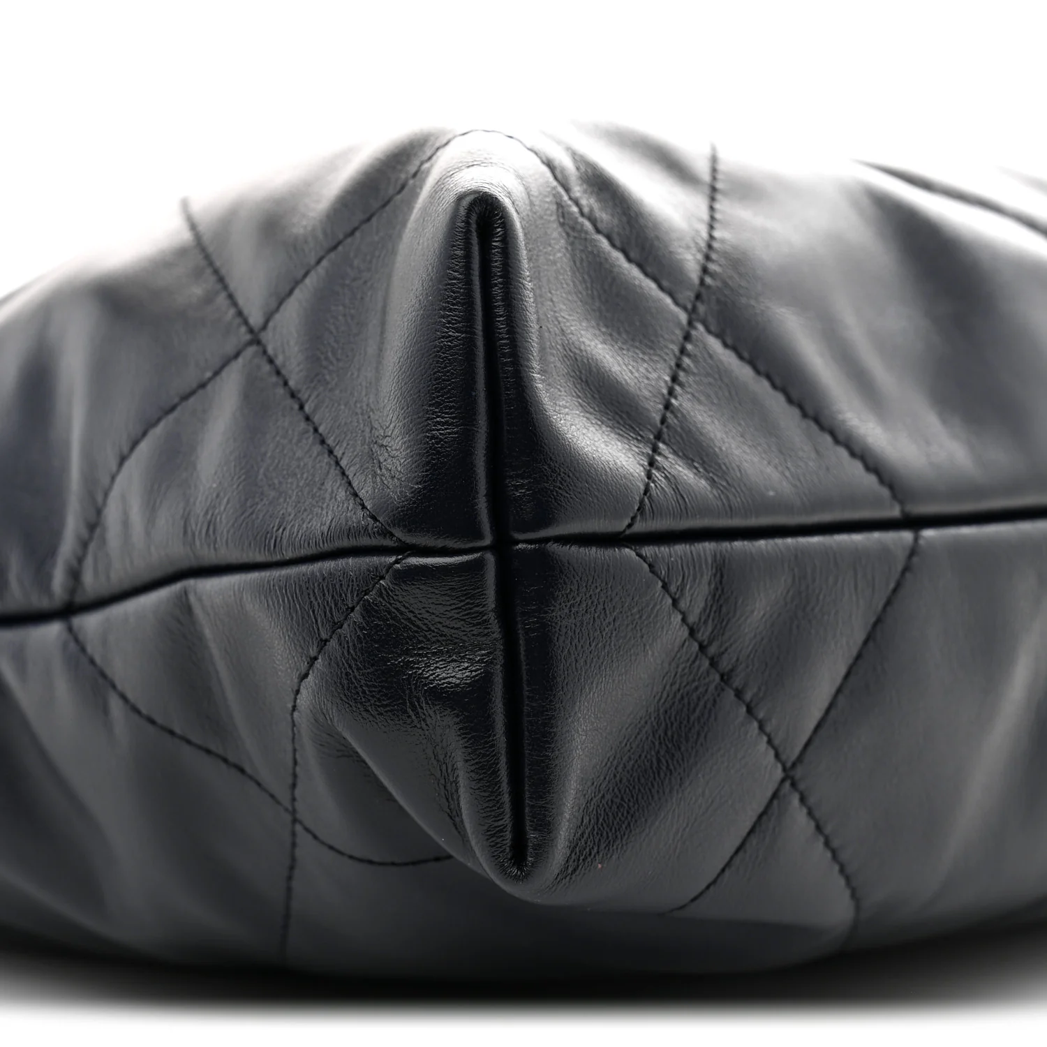 Shiny Calfskin Quilted Small Chanel 22 Navy - Top Club