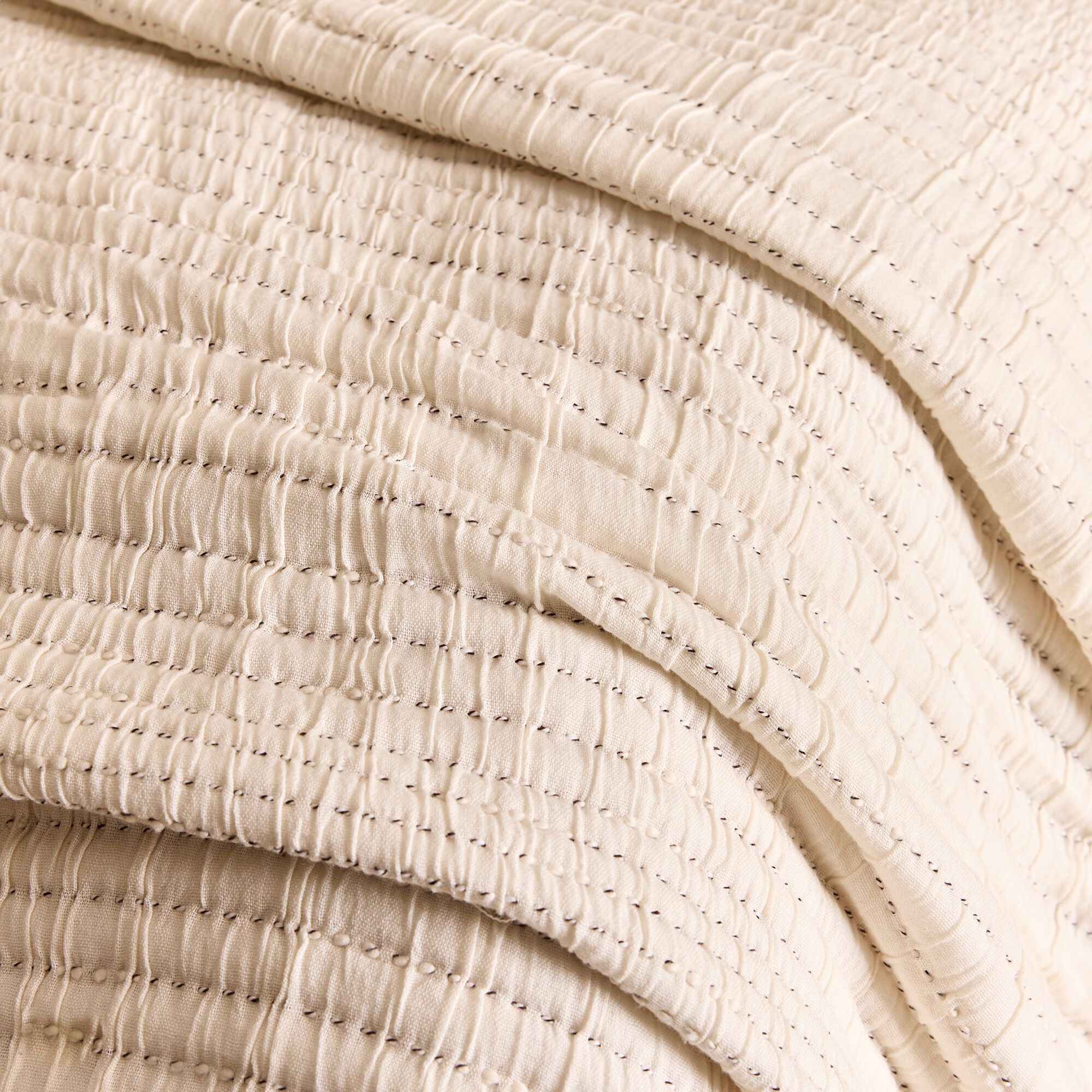 SIA - Couvre-lit matelassé en coton surpiqué 230x250cm - blanc écru