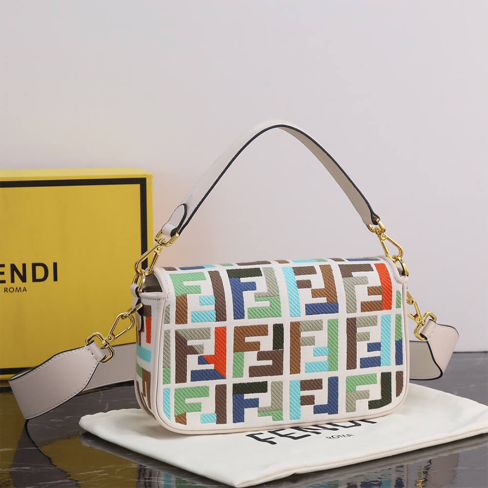 Fendi Baguette - Top Club