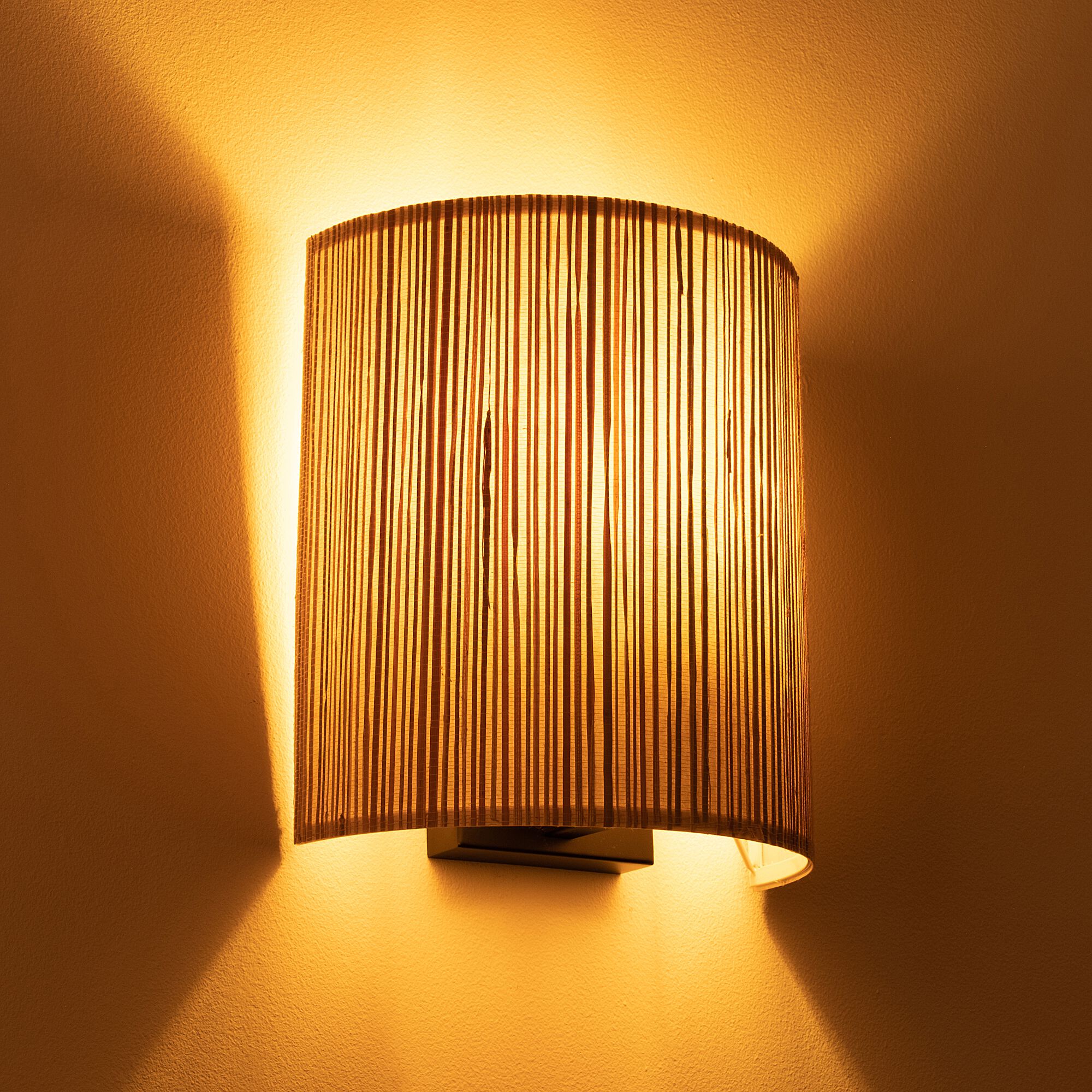 WIMEA - Applique électrifiée en acier et algues H26cm - naturel