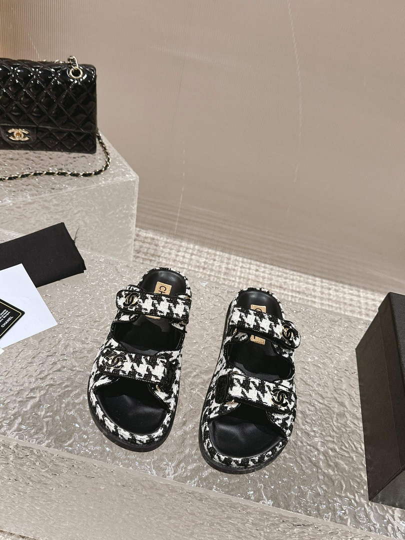 Chanel Women's Velcro sandals Fashion Shoes C93254 - Sneaker Replica Workshop