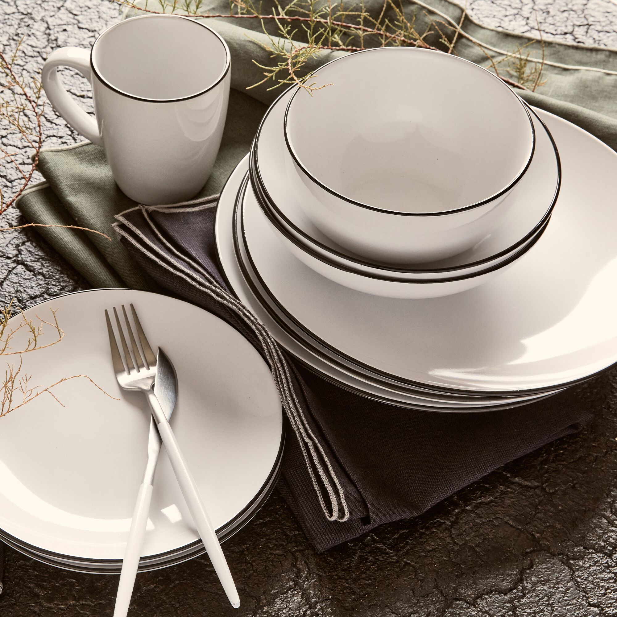 ANNE - Assiette creuse en grès D18,5cm - blanc