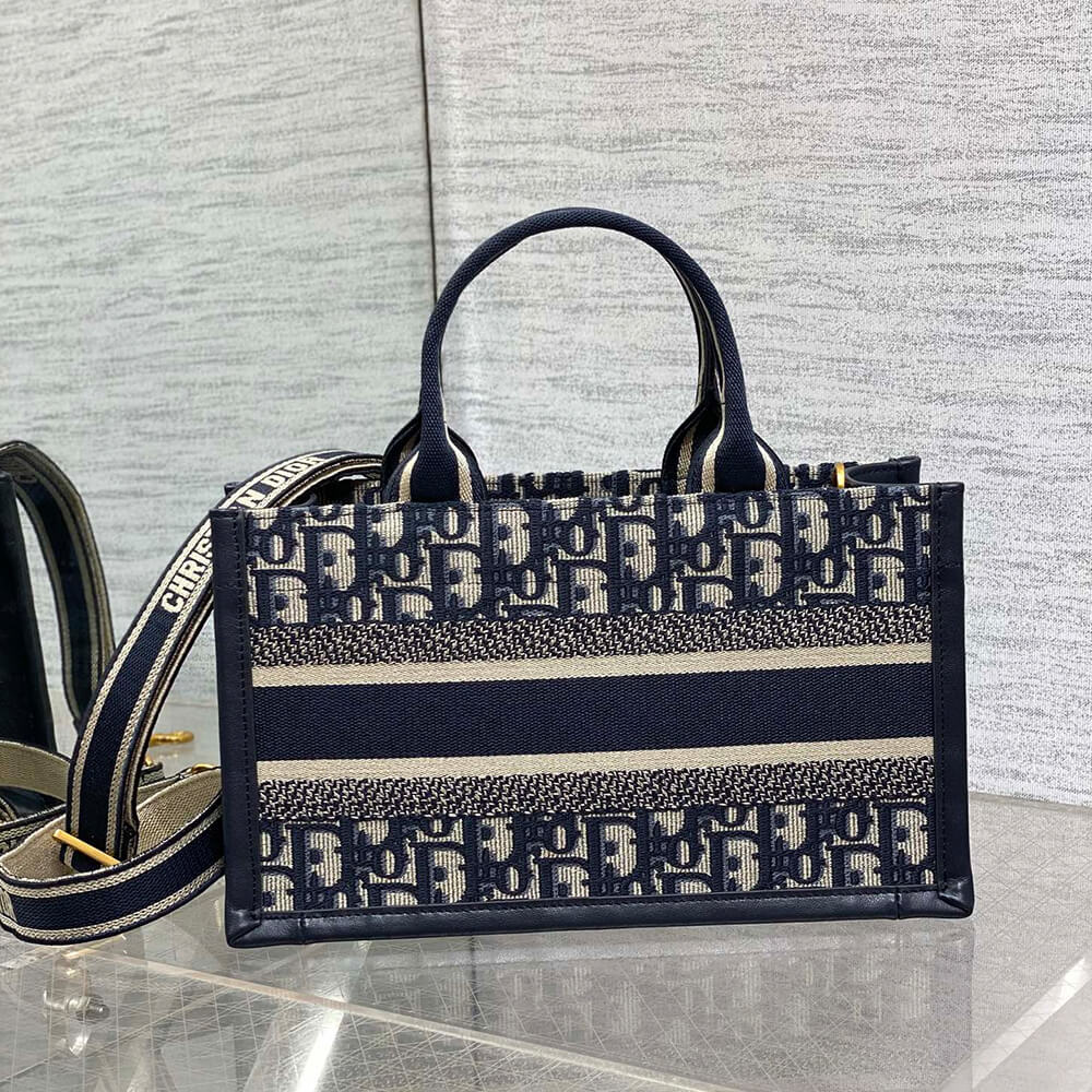 Dior East-West Dior Book Tote with strap - Top Club