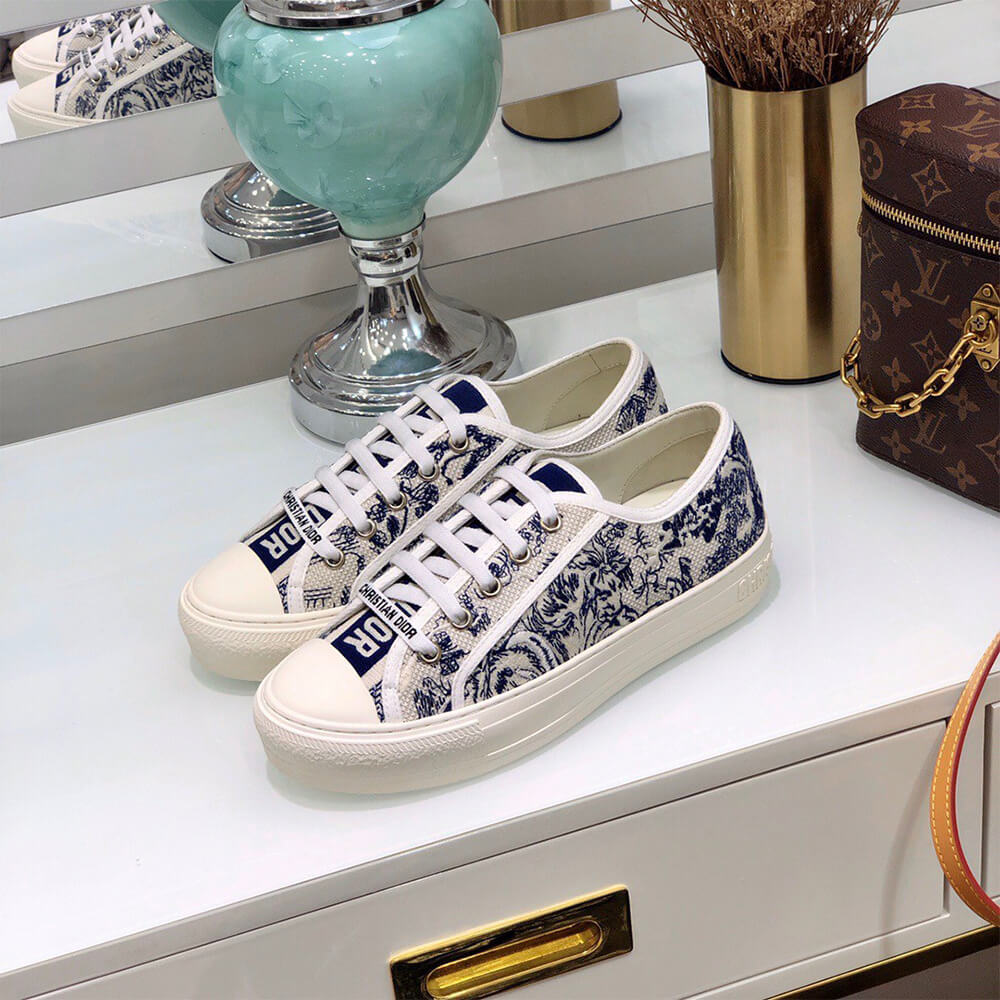 WALK N DIOR SNEAKER - Top Club