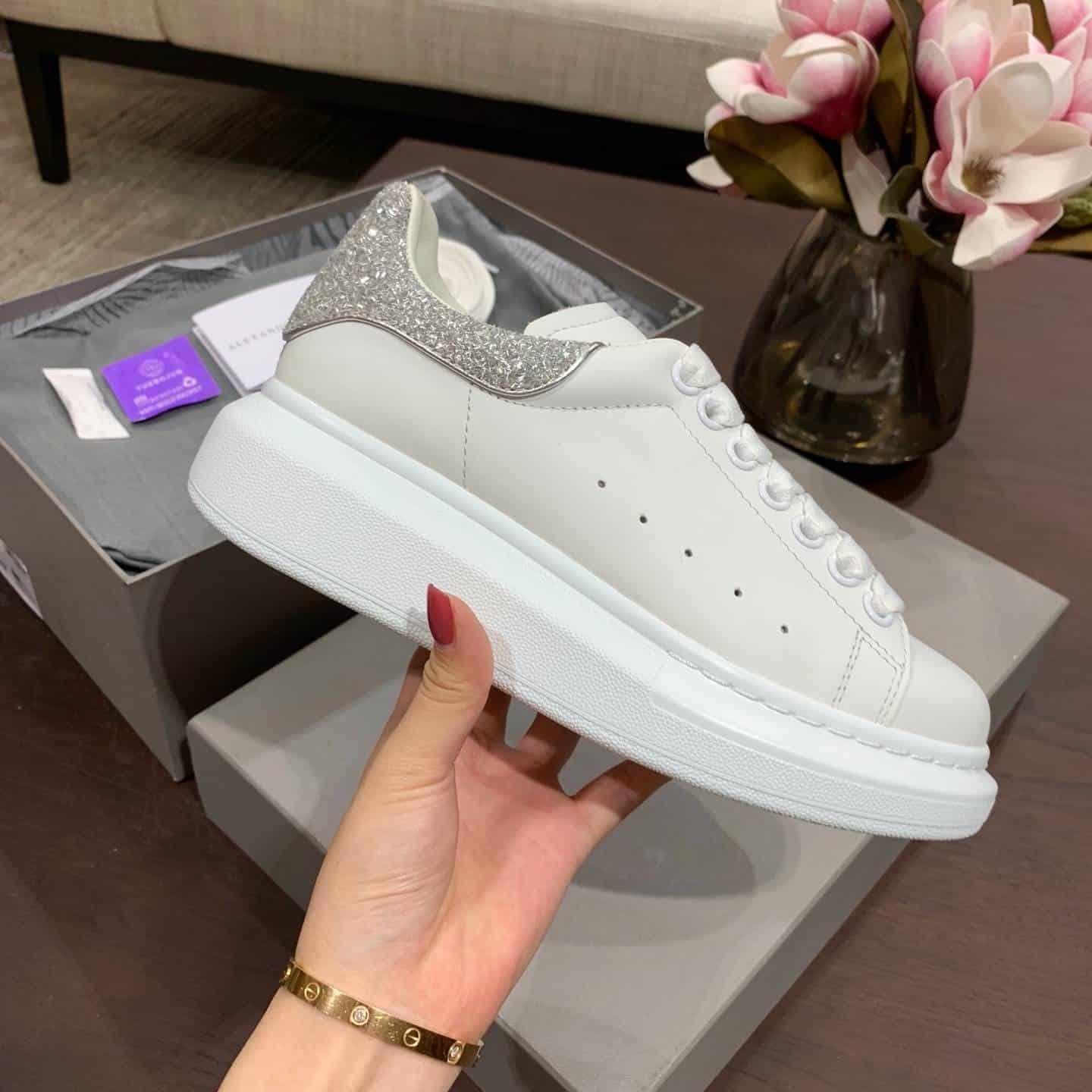 Alexander Mcqueen Sneaker Dupe - AM15 - Sneaker Replica Workshop