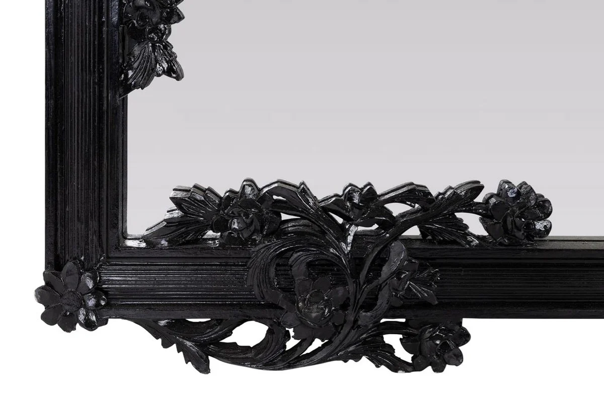 From the luxury collection of Casa Padrino!