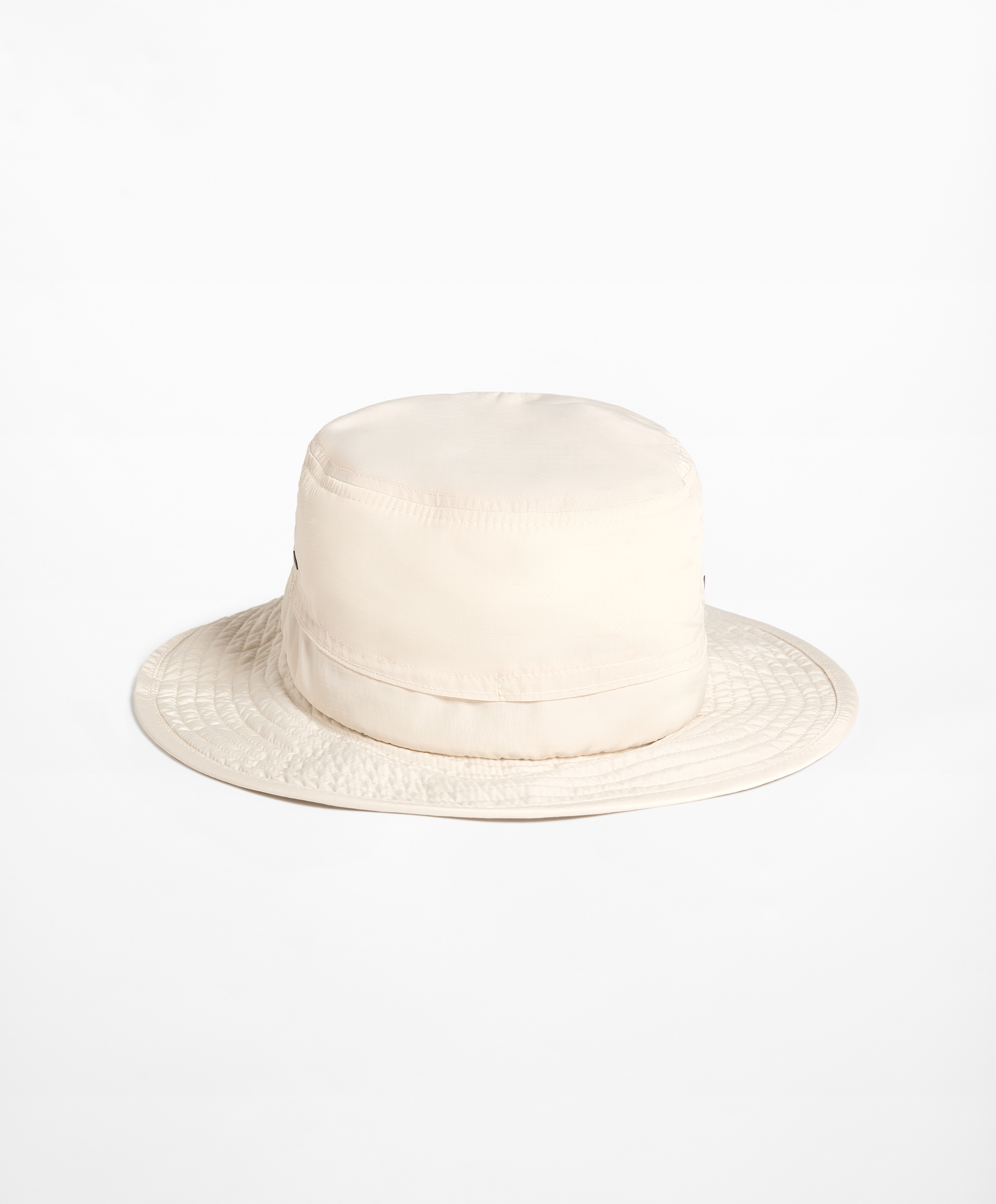 OYSHO Ultra light hat