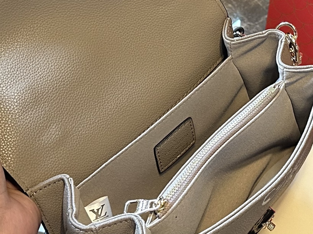 Louis new arrival mini bag size: 21 * 12cm - Top Club
