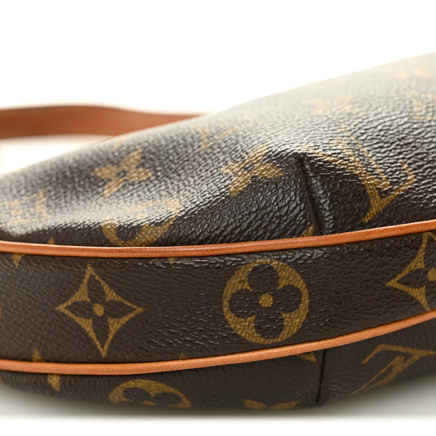 Monogram Croissant PM - Top Club