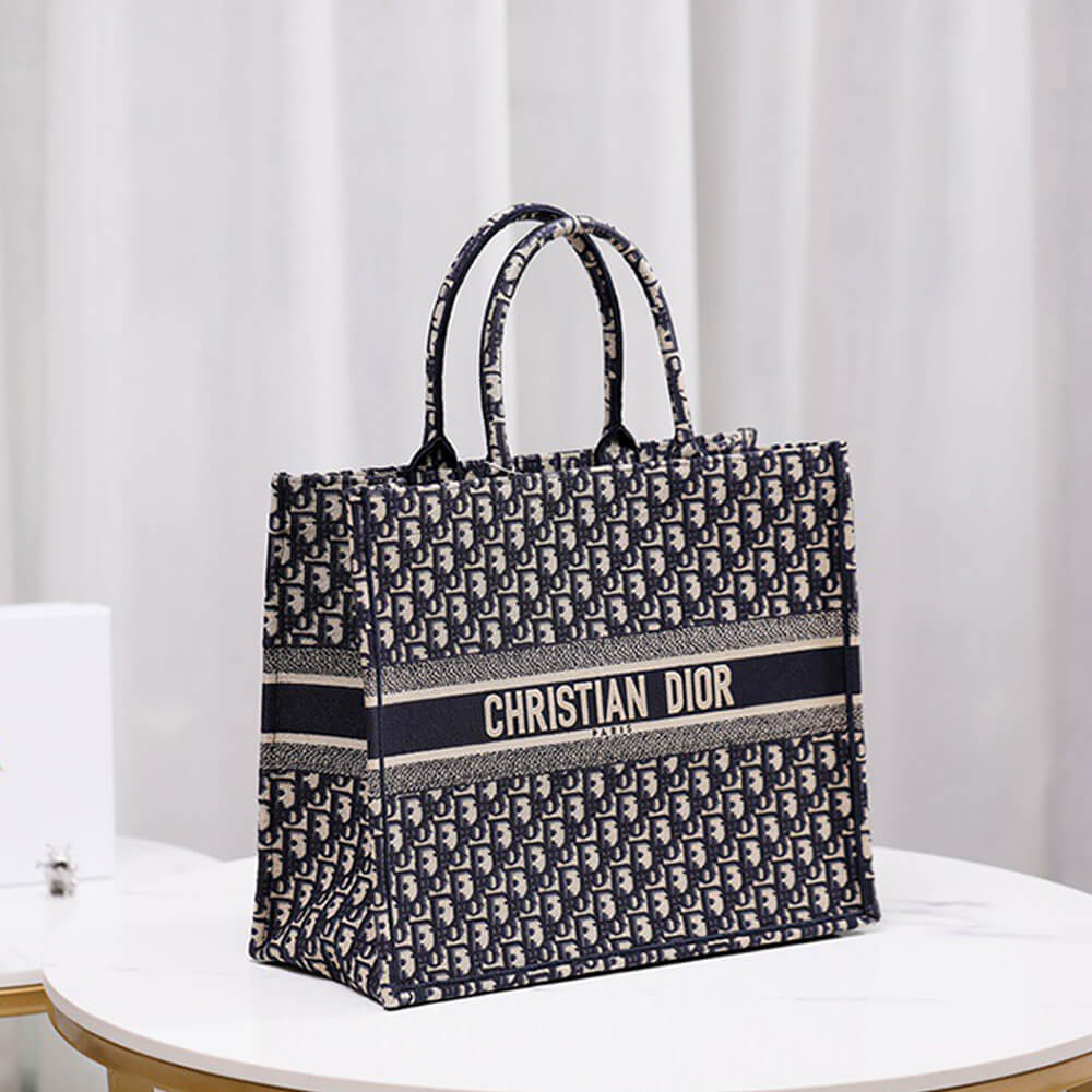 LARGE DIOR BOOK TOTE - Top Club