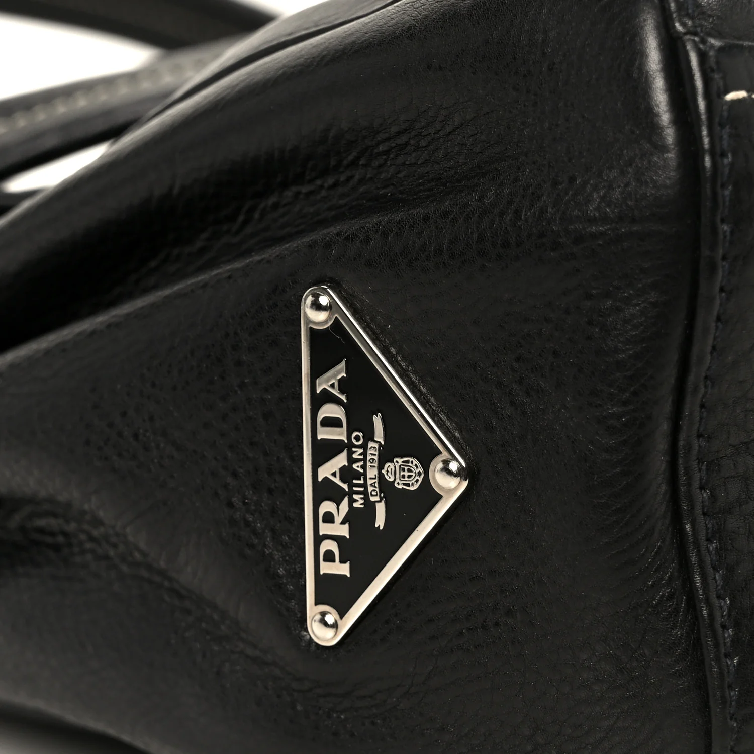 Calf Pocket Shoulder Bag Black - Top Club