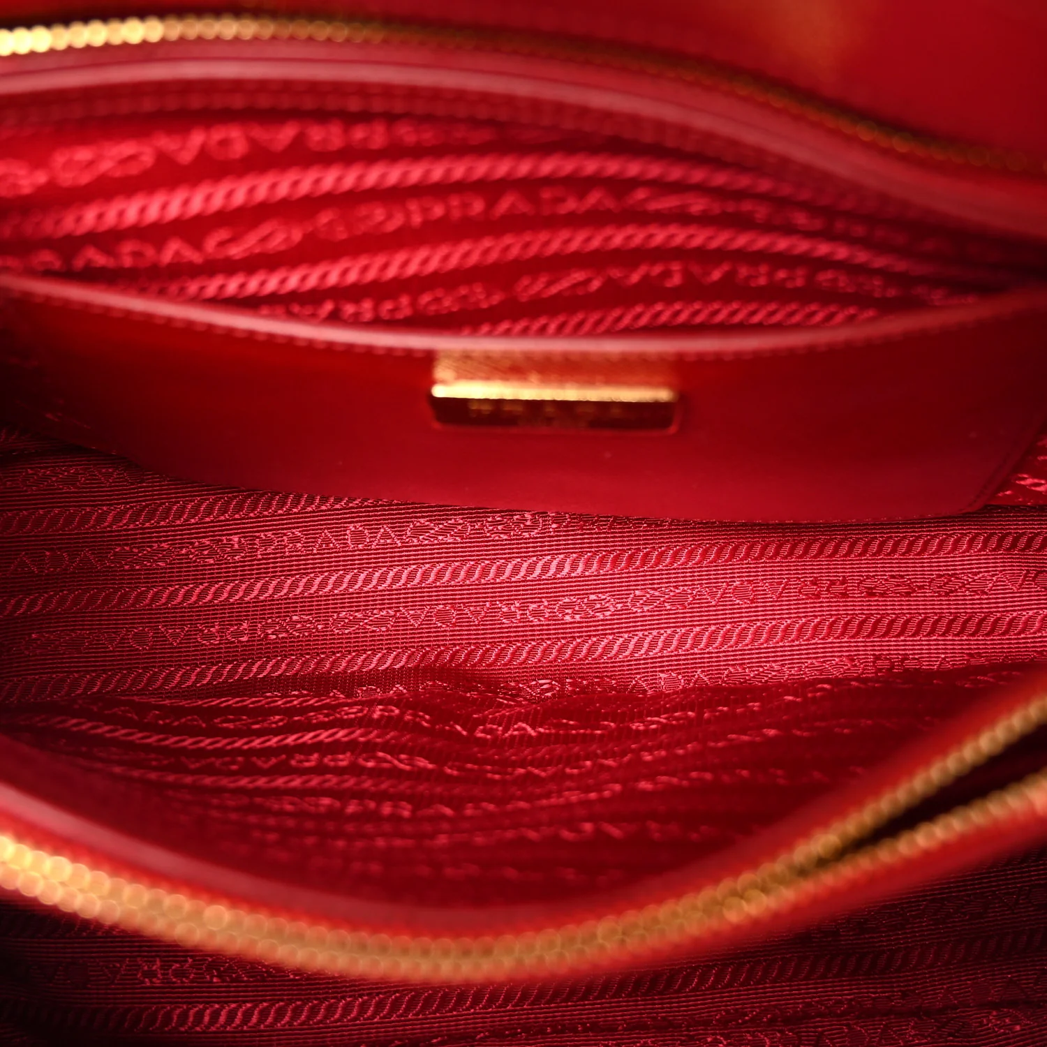 Saffiano Vernice Medium Promenade Tote Rosso - Top Club