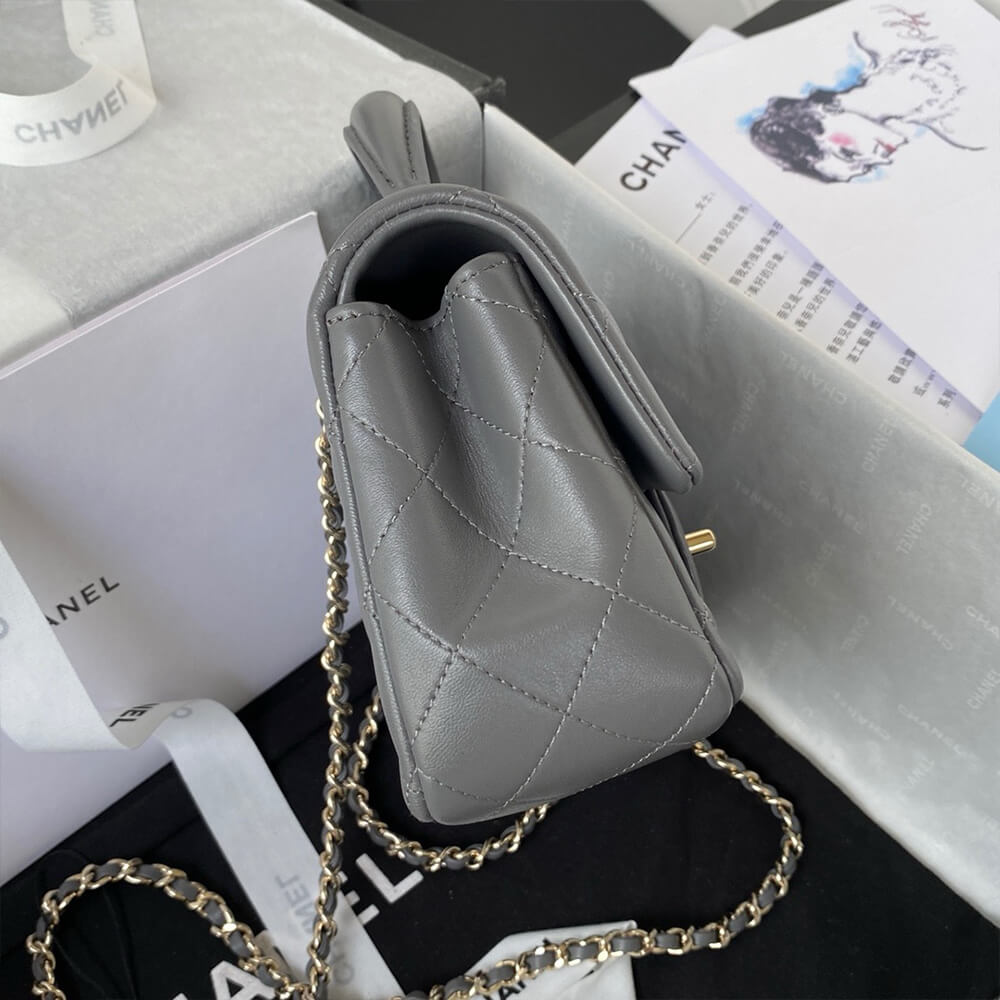 CHANEL Mini Classic Handbag With Top Handle - Top Club