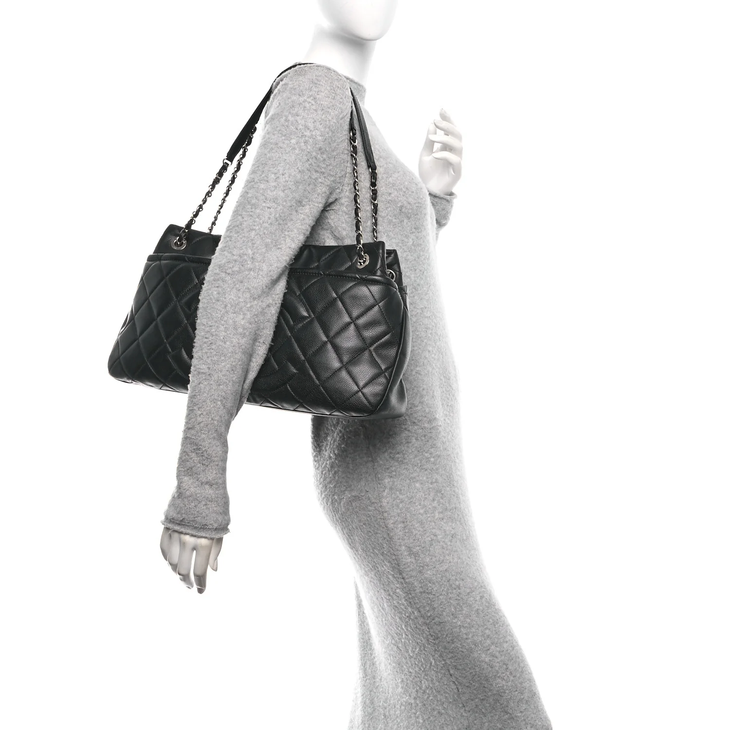 Caviar Quilted CC Timeless Soft Tote Black - Top Club