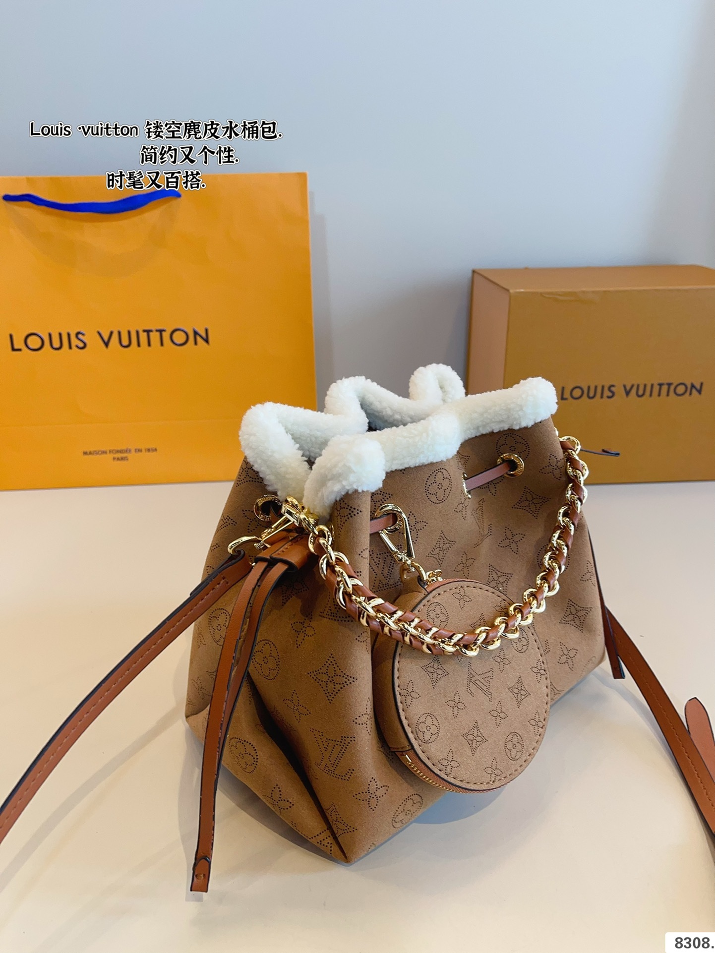 Louis new arrival bucket bag size: 23*14*19cm - Top Club