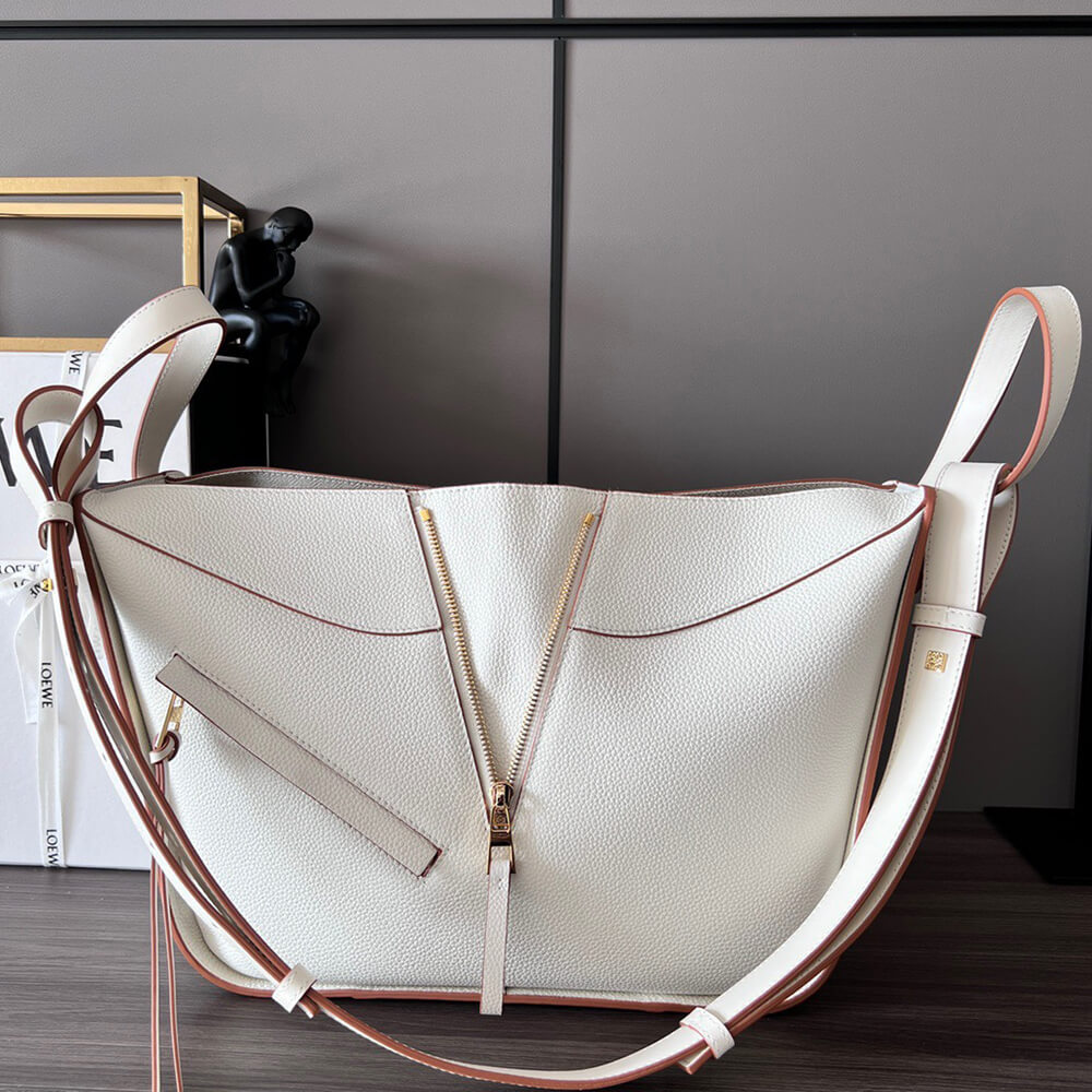 LOEWE Small Hammock bag in soft grained calfskin - Top Club