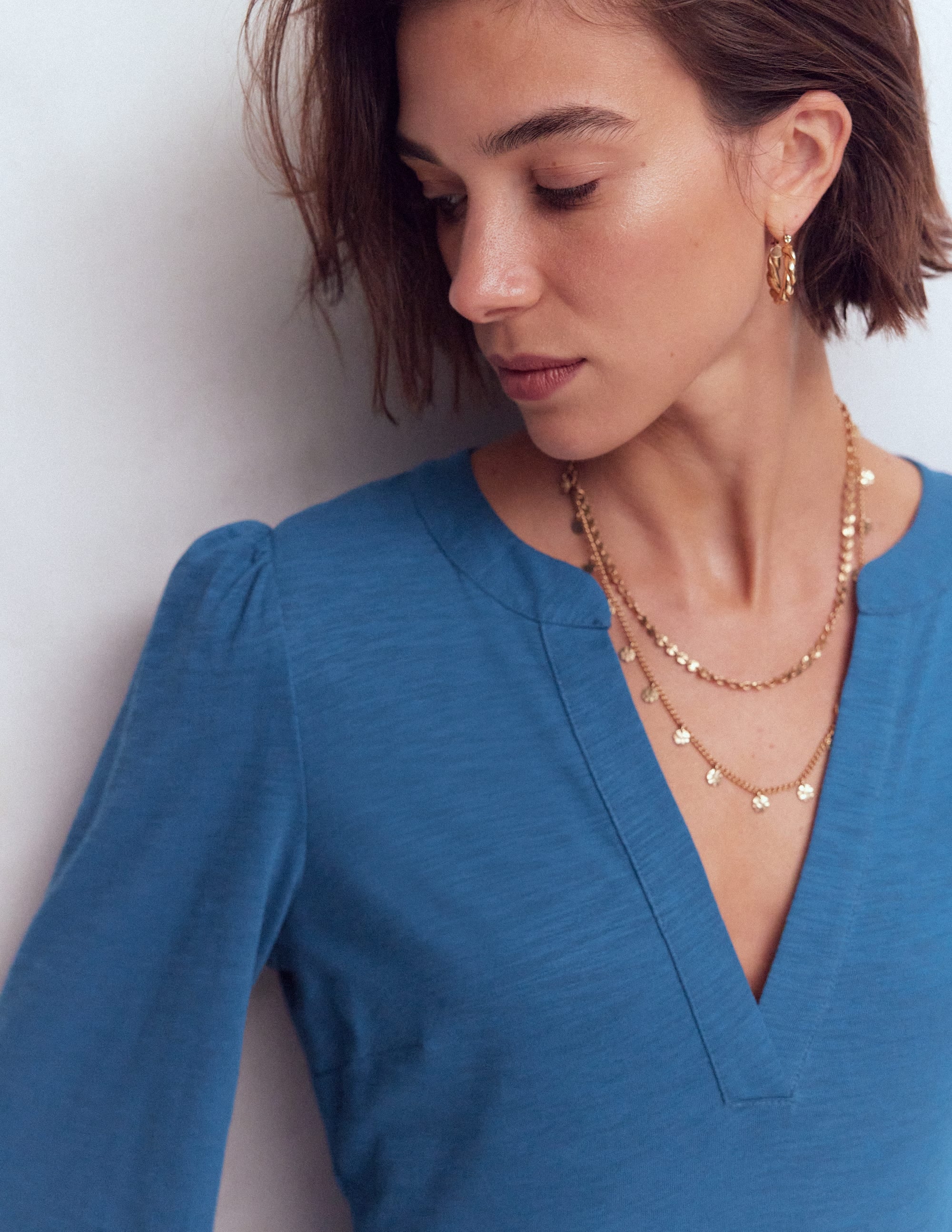 Cathy Jerseykleid mit gekerbtem Ausschnitt-Turmalinblau