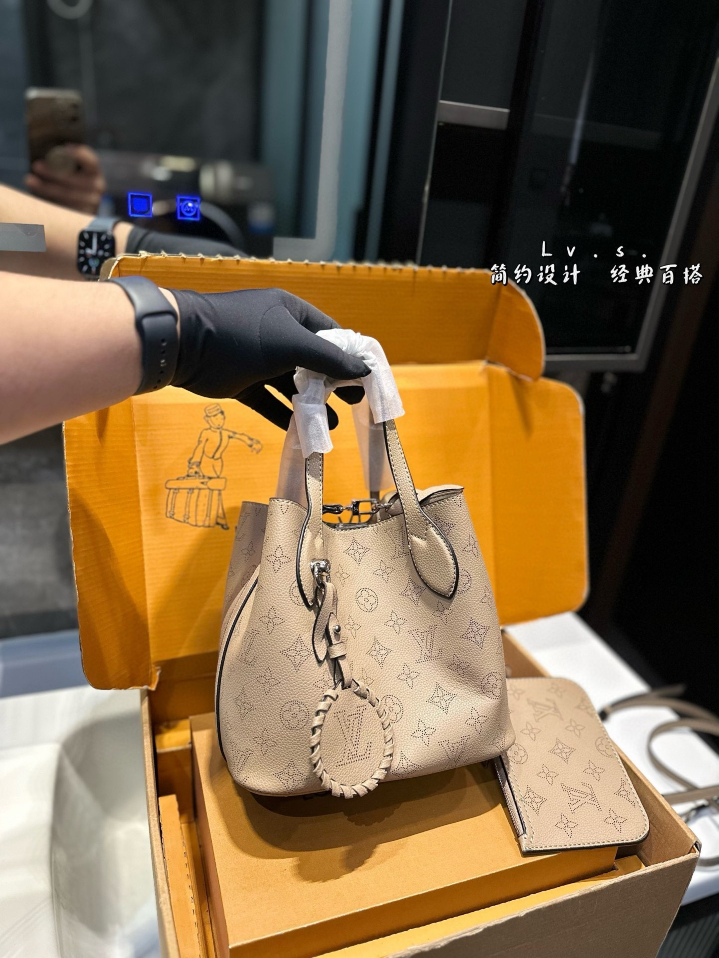louis new arrival tote bucket bag size:21 * 20cm - Top Club