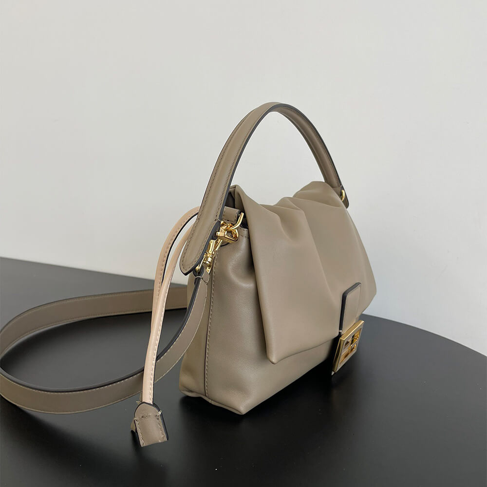 Fendi Mamma Baguette Medium(high-end grade) - Top Club