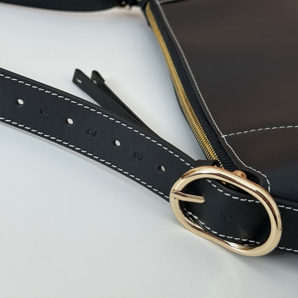 GG Emblem medium shoulder bag - Top Club