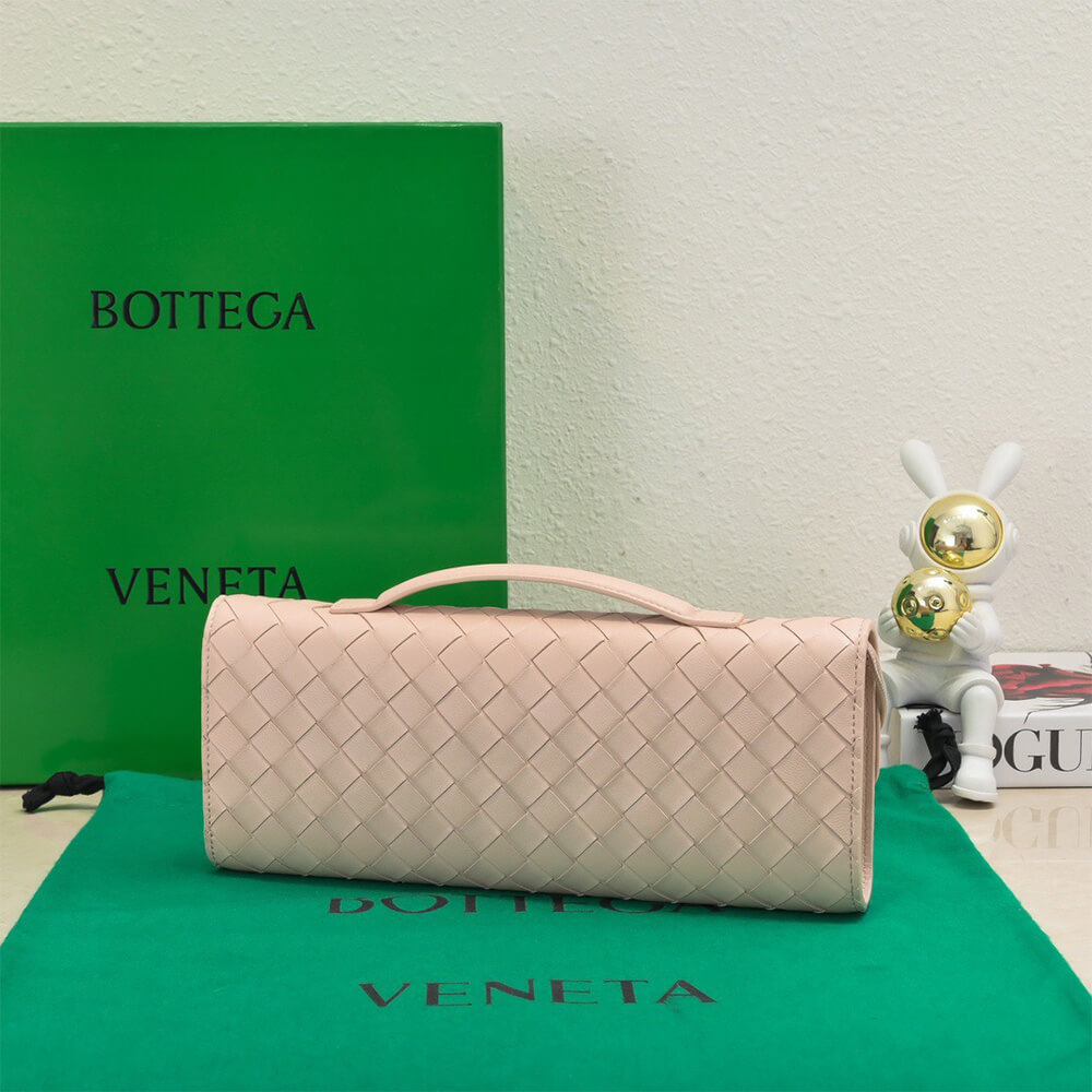 Bottega Veneta Andiamo Clutch(HIGH-END GRADE) - Top Club