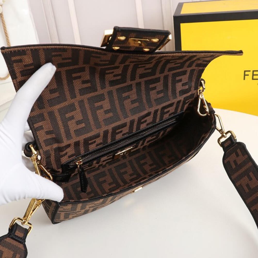 Fendi Baguette - Top Club