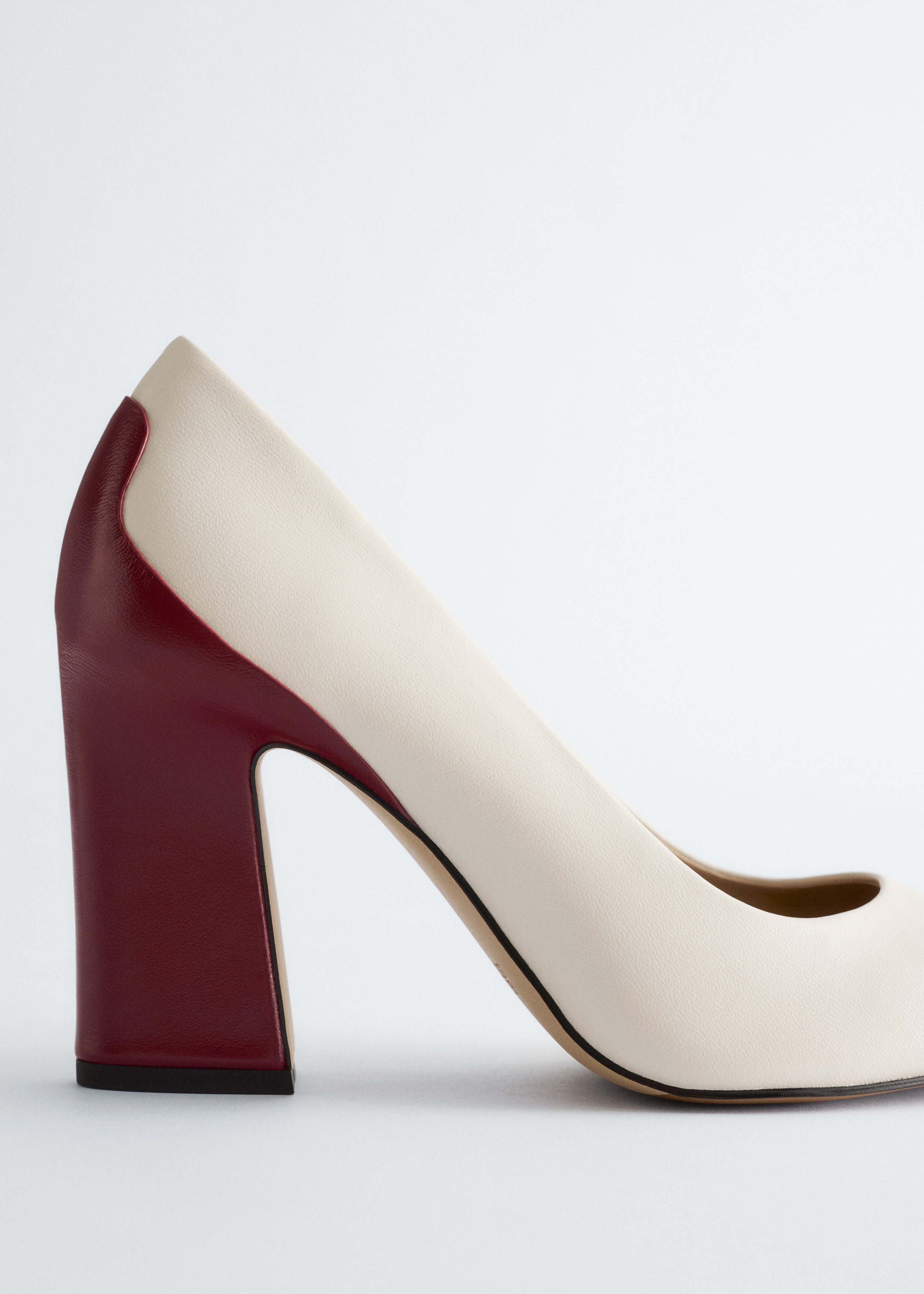& Other Stories COLOUR-BLOCKED LEATHER PUMPS