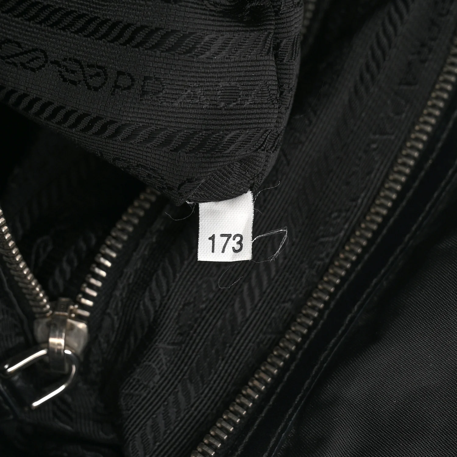 Tessuto Nylon Saffiano Tote Black - Top Club
