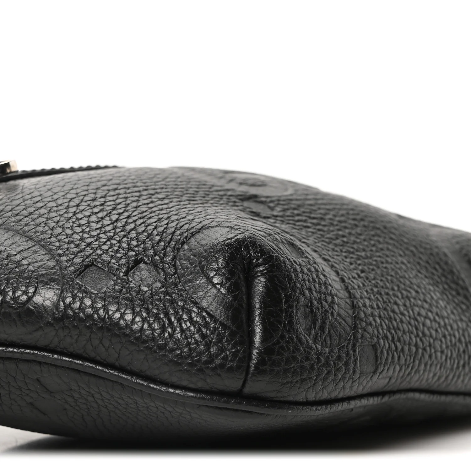 Piuma Calfskin Jumbo GG Embossed Small Belt Bag Black - Top Club