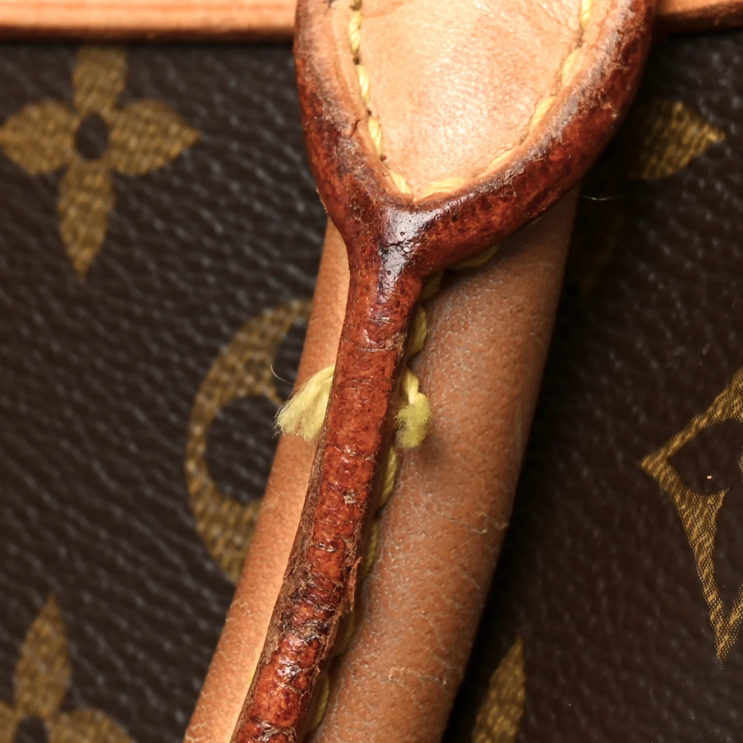 Monogram Evasion Sports Bag - Top Club