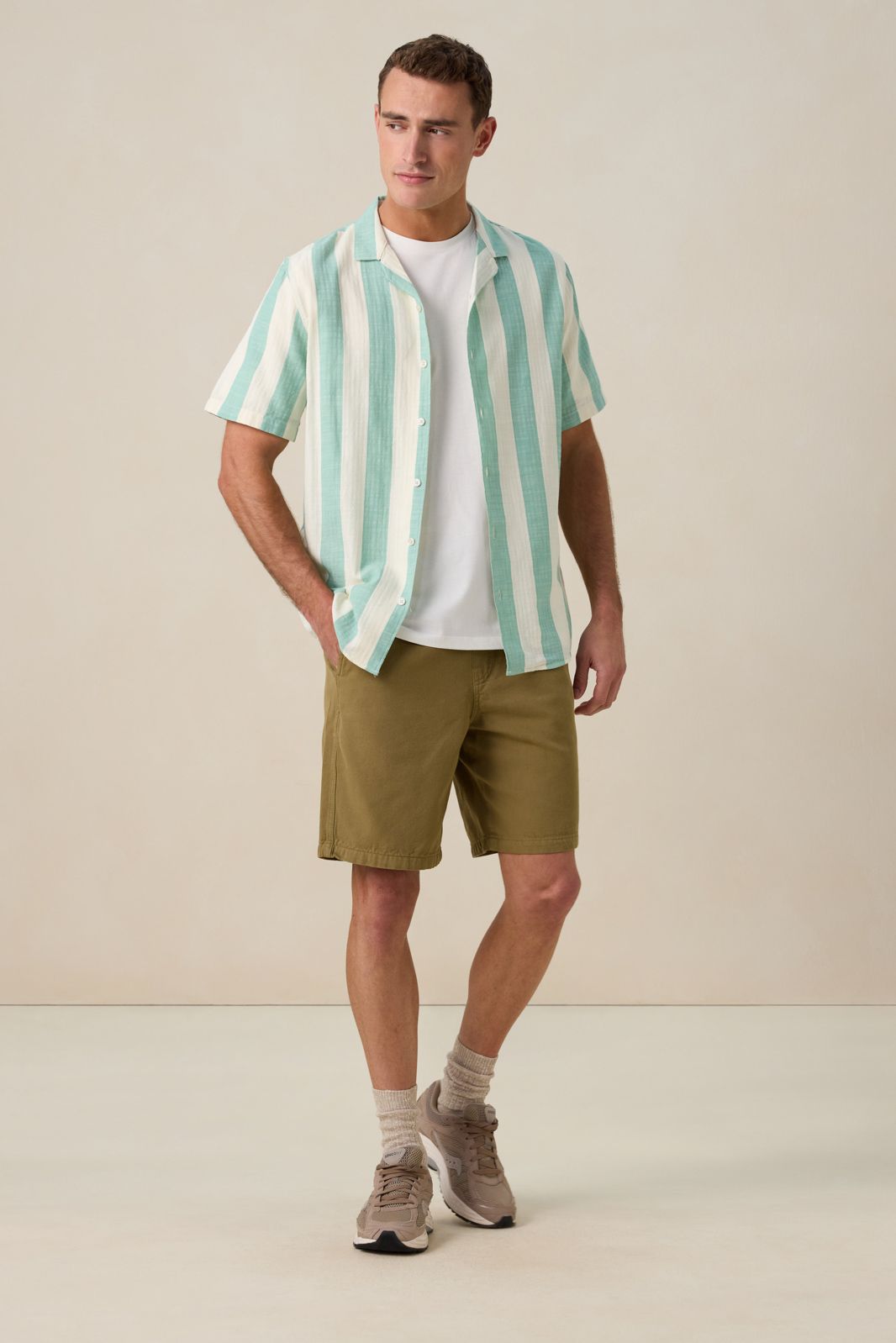 Groen overhemd met strepen