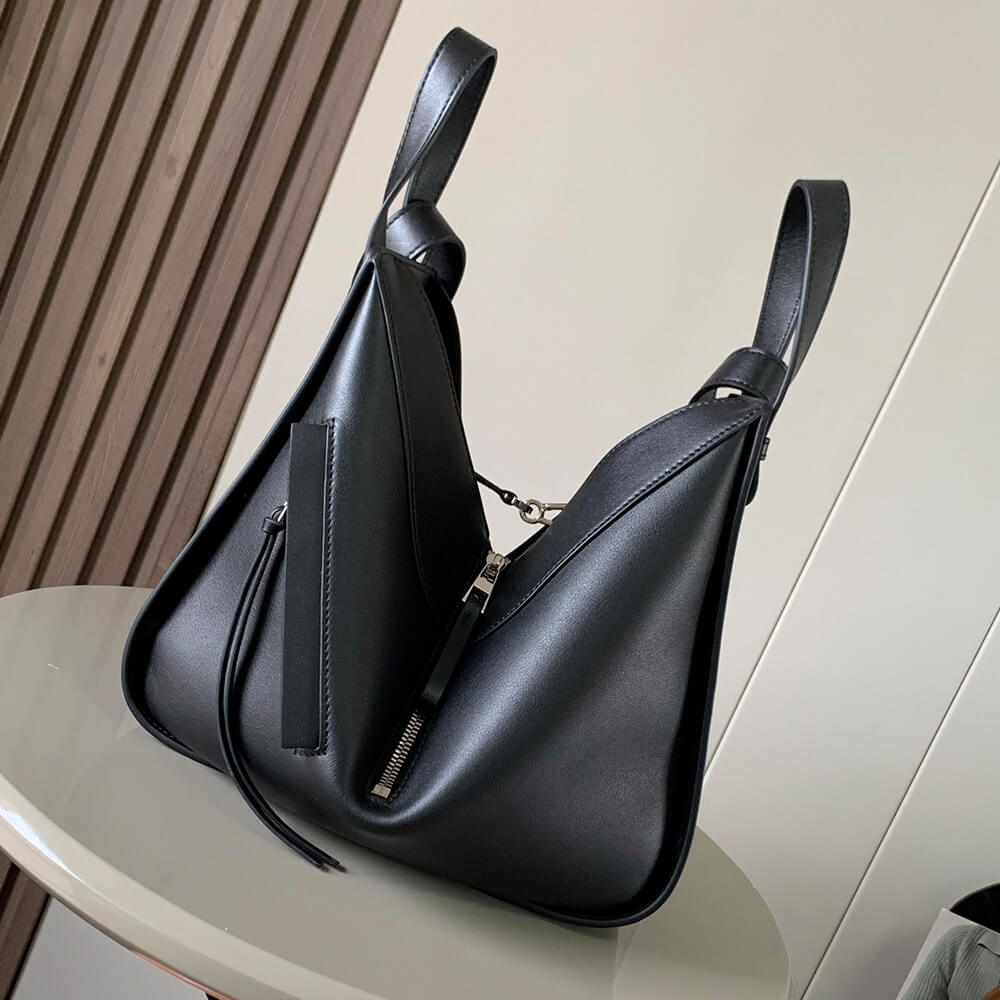 LOEWE Small Hammock bag in classic calfskin - Top Club