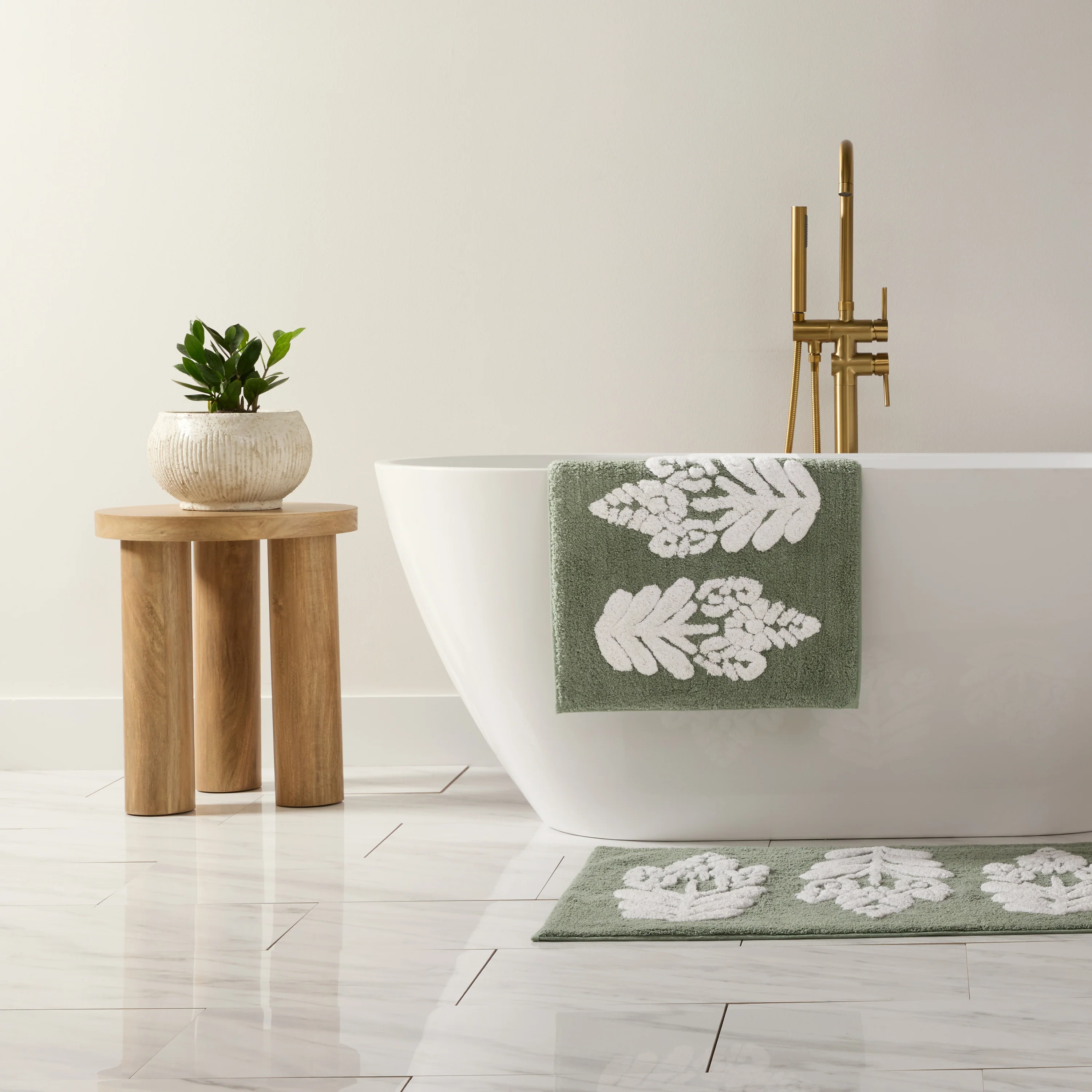 100% Cotton Folk Leaves Patterned Bath Mat