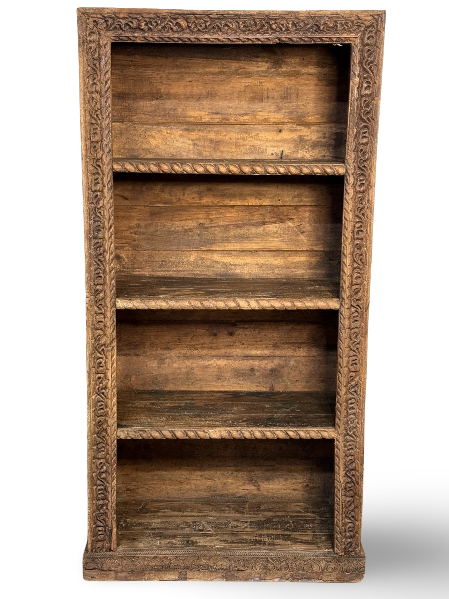 Boekenkast snijwerk uniek