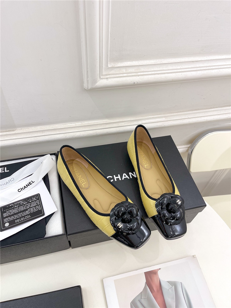 Chanel catwalk style camellia shoes - Sneaker Replica Workshop