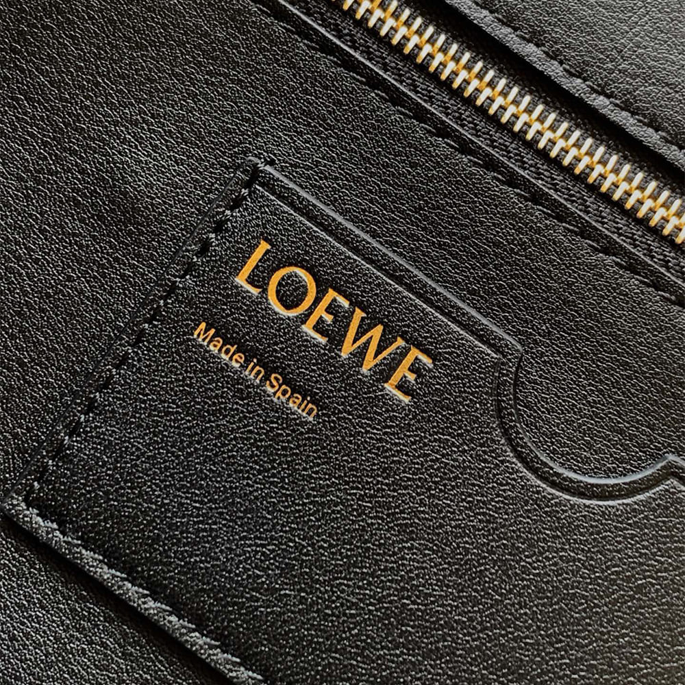 Loewe Medium Madrid bagin supple calfskin(HIGH-END GRADE) - Top Club