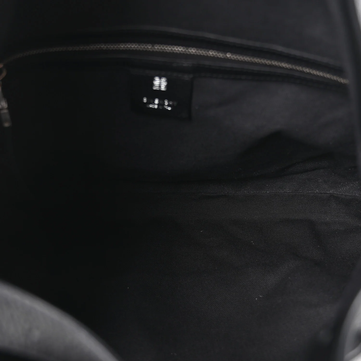 Calfskin Medium Voyou Bag Black - Top Club