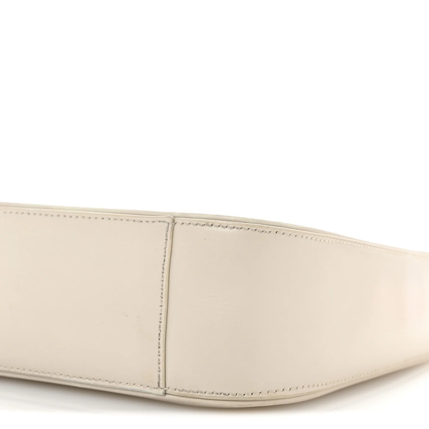 Smooth Calfskin Le 5 A 7 Hobo Crema Soft - Top Club