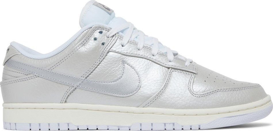 Dunk Low SE  Metallic Silver  DX3197-095 - Sneaker Replica Workshop