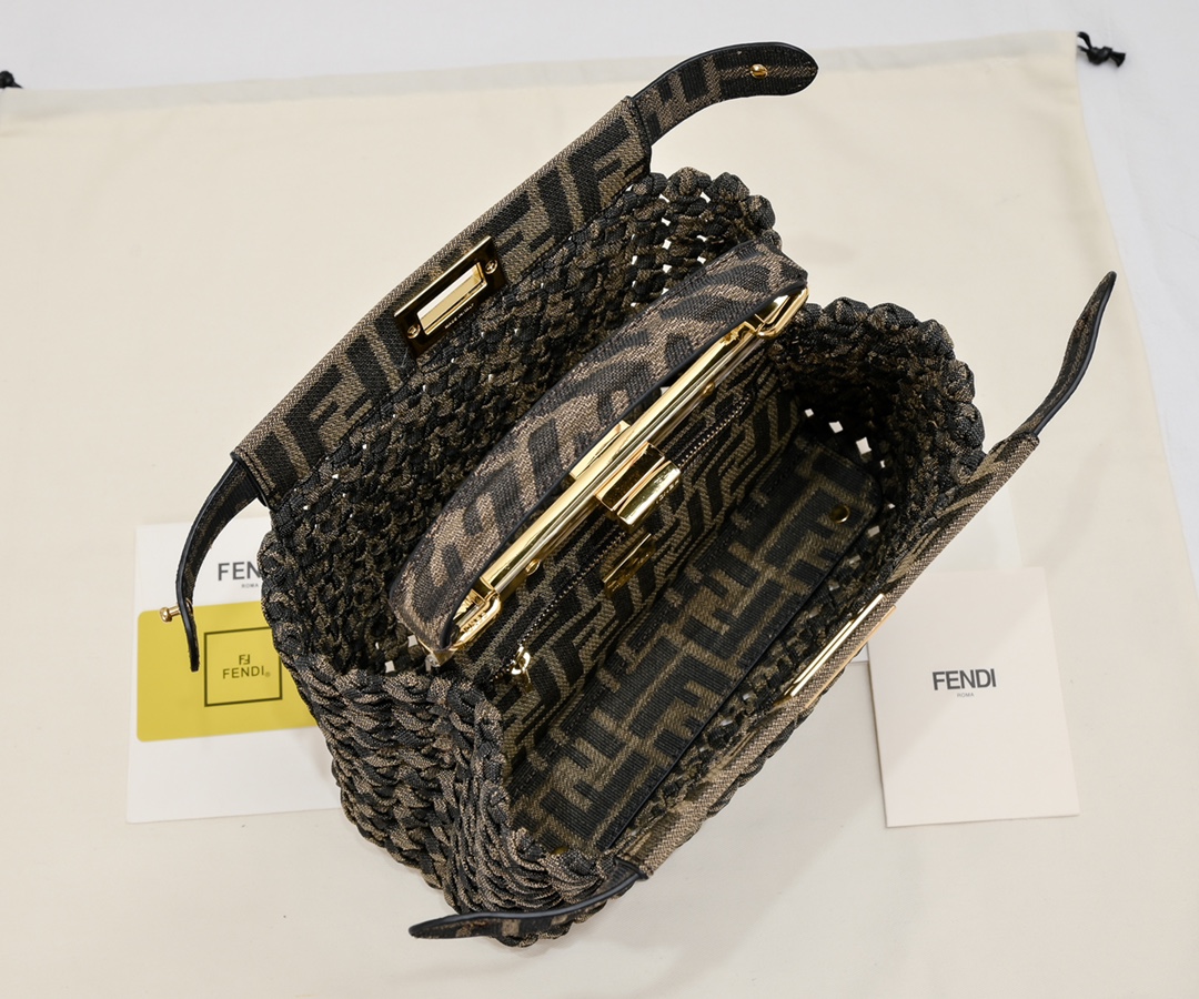 Fen peekaboo new arrival tote bag size : 23*7*18cm - Top Club