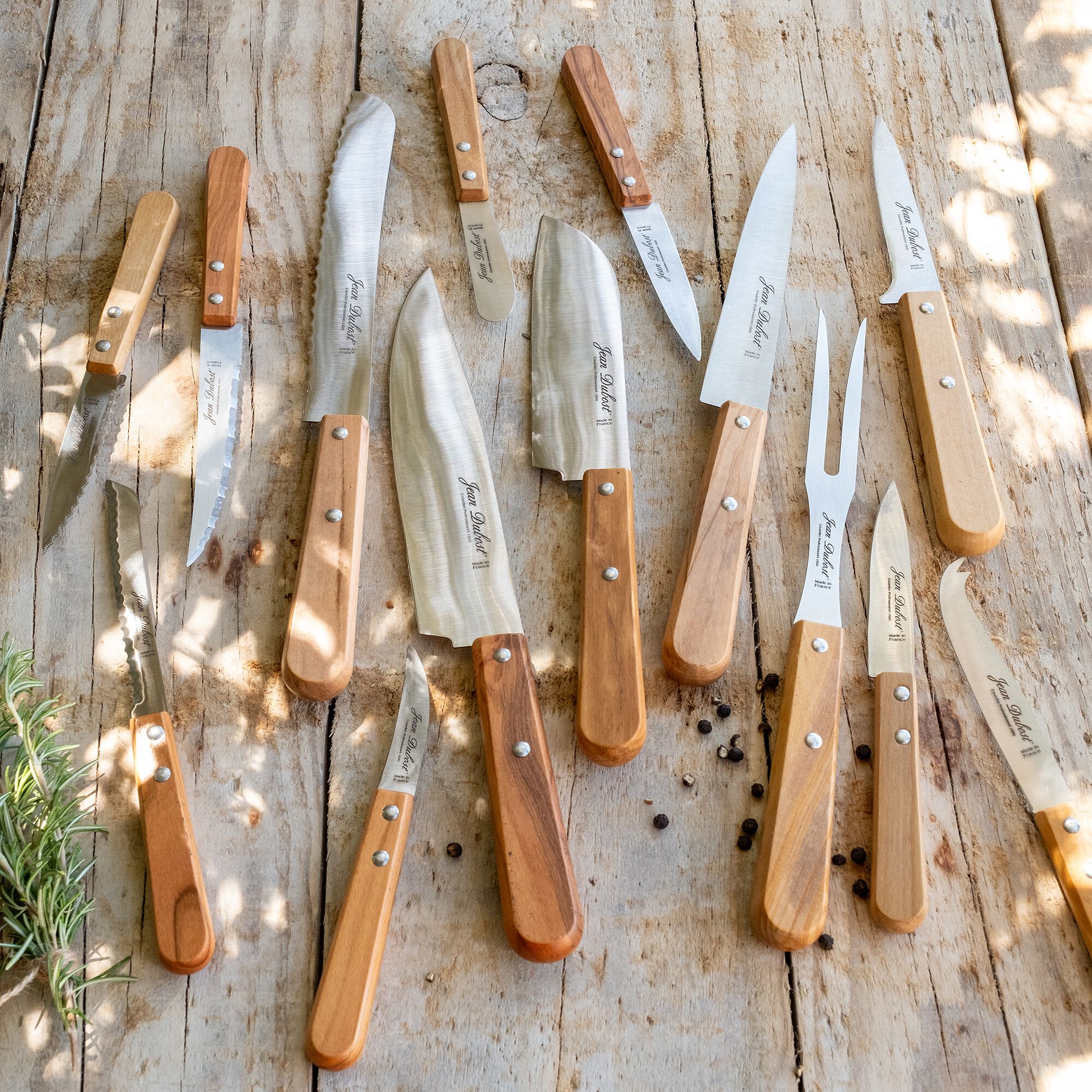 TRADITION - Fourchette à découper en inox et bois d'olivier - naturel